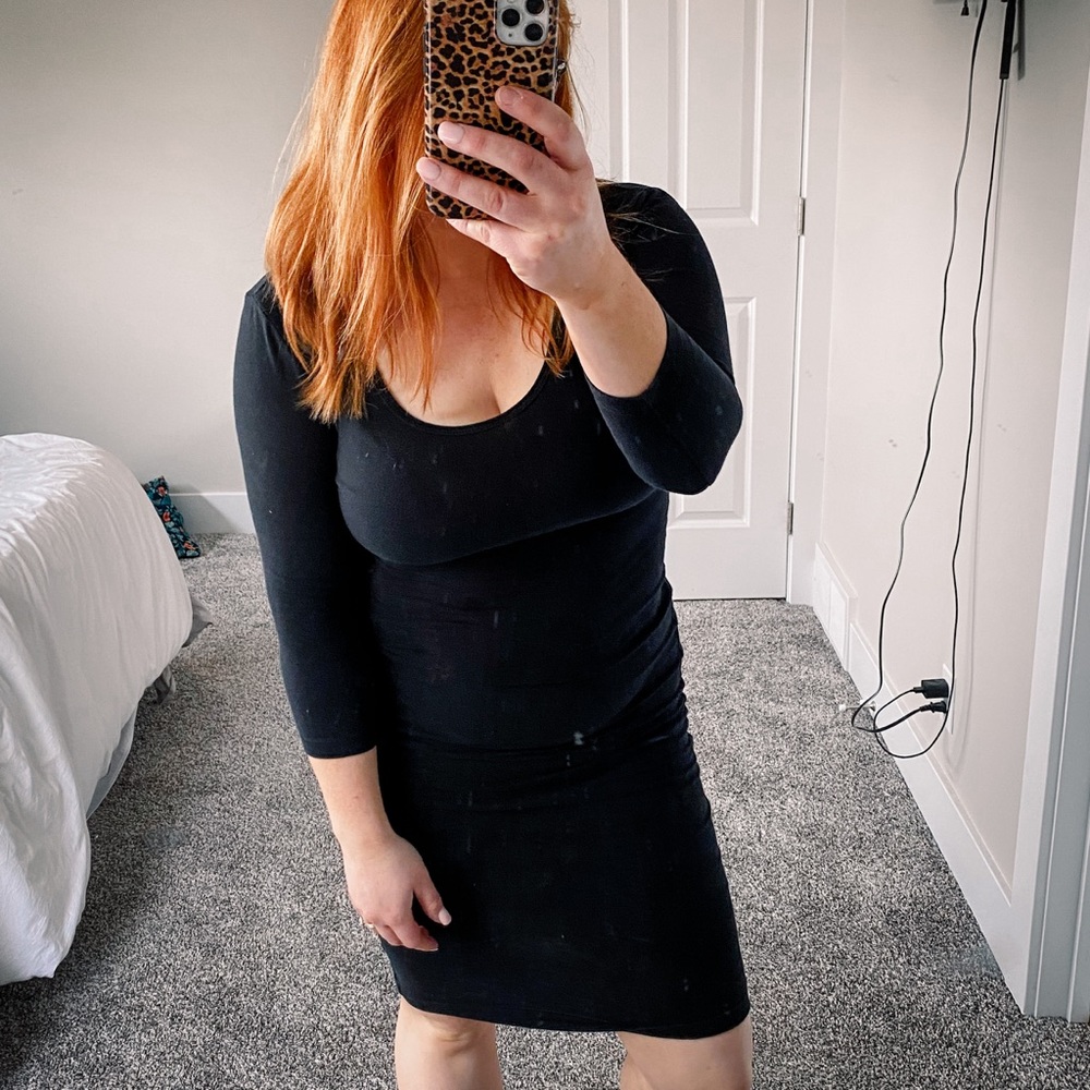 ❄️ Black Bodycon Dress
